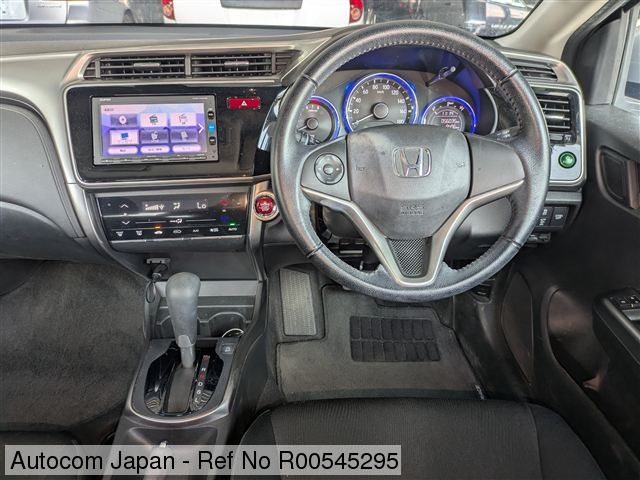 Vehicle photo 3