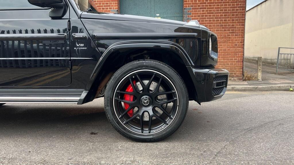 Vehicle photo 6
