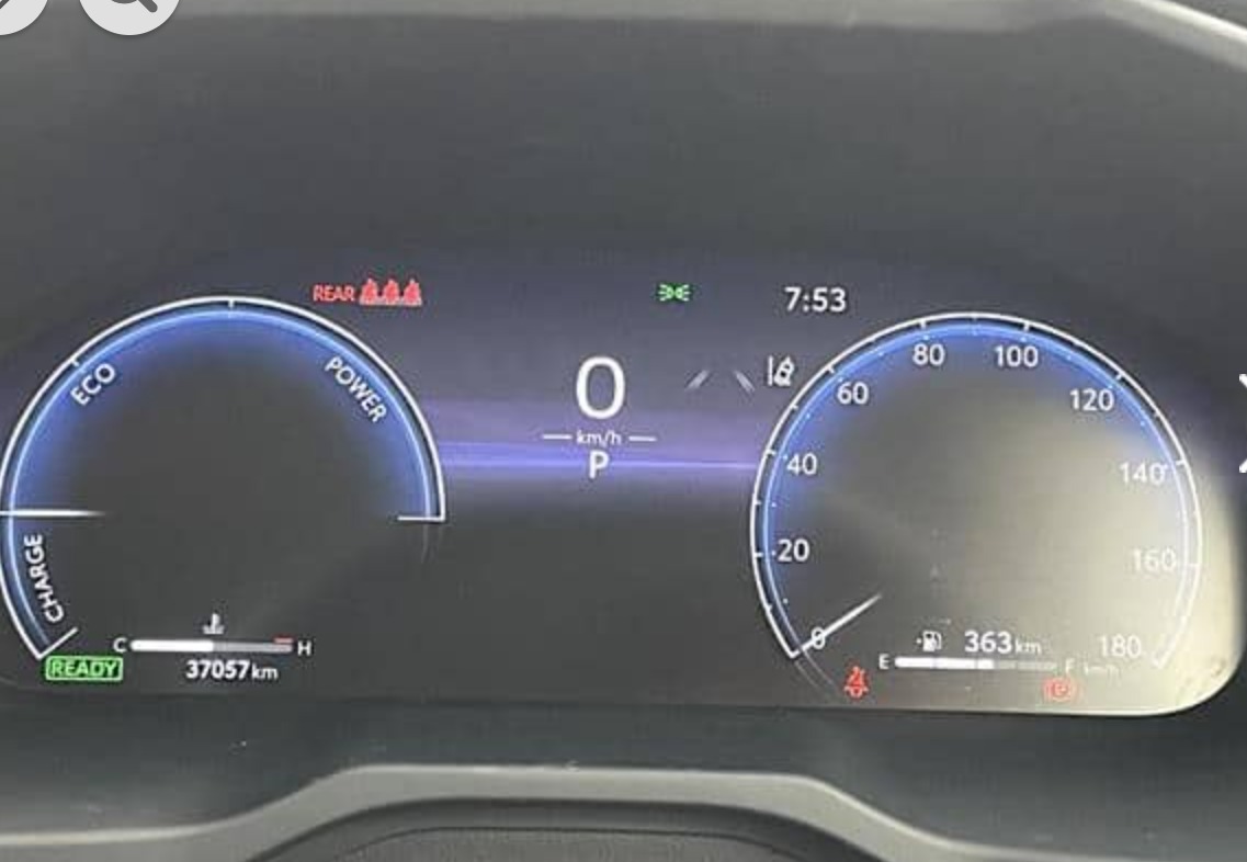 Vehicle photo 8